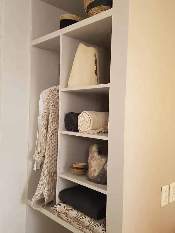 The Superstay Boutique Guestroom Amsterdam Bed & Breakfast